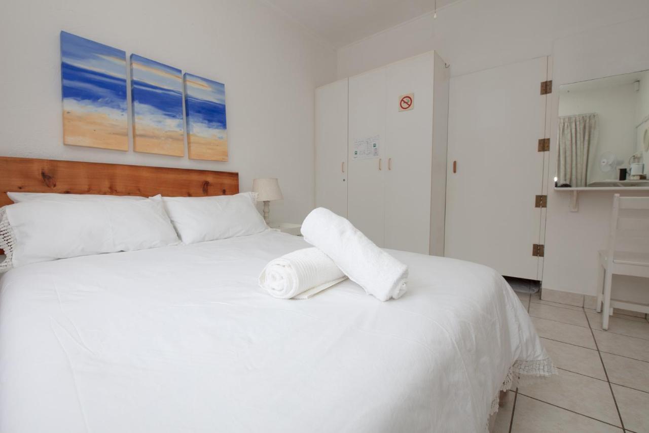 Nothando Backpackers Lodge Plettenberg Bay Exterior photo